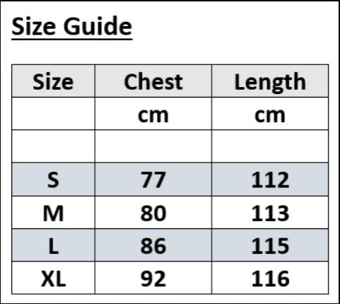 Langes elegantes Schlafkleid