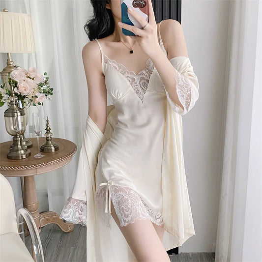 Robe set with floral pattern lace